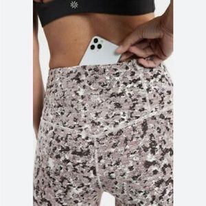 ATHLETA ELATION 7/8 TEXTURED HIGH RISE TIGHTS SIZE M